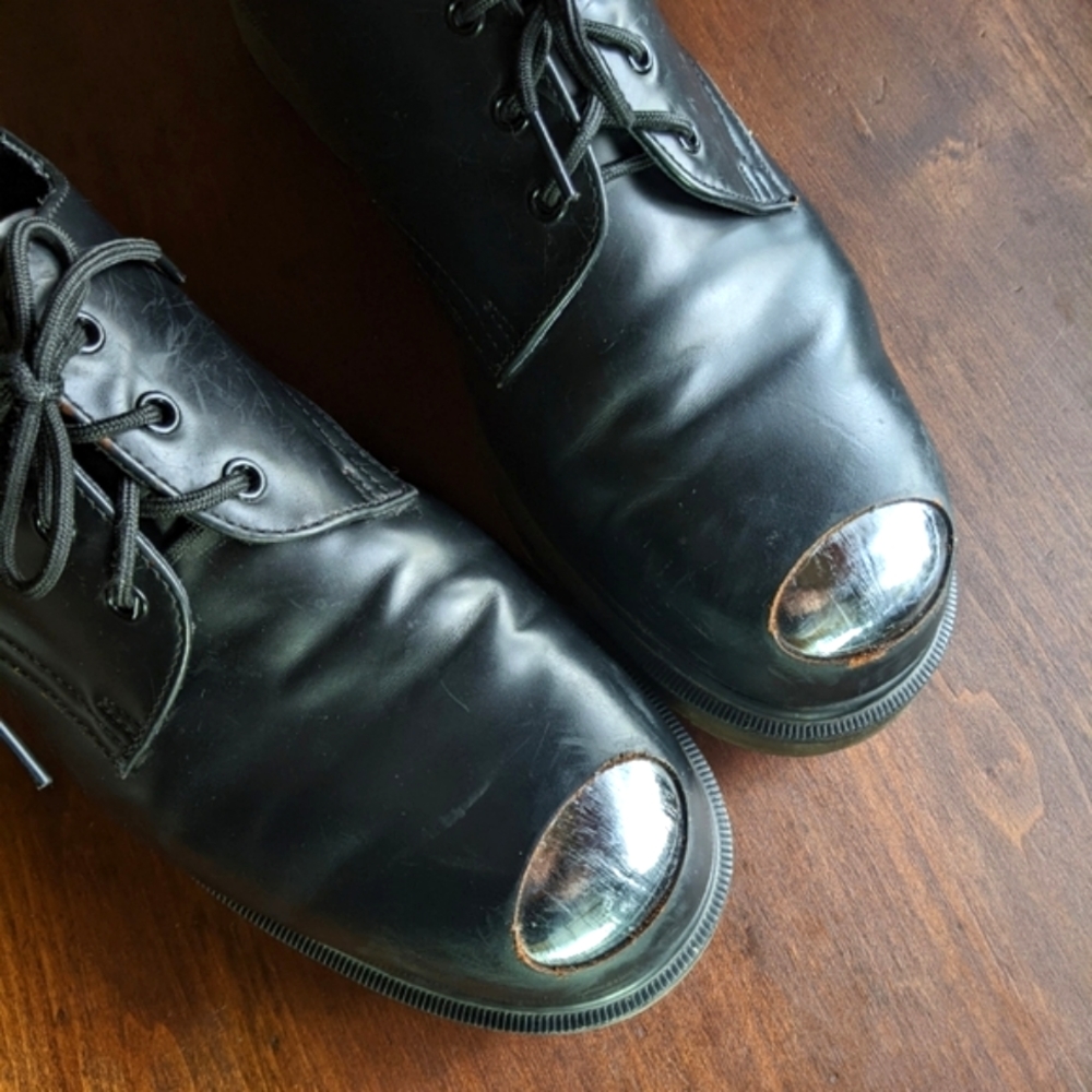 ❤️ DR. MARTENS Petri steel toe oxfords
